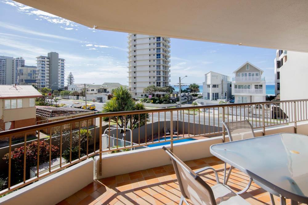 Bougainvillea Gold Coast Holiday Apartments Extérieur photo
